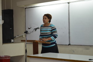 Tami Navarro lecturing